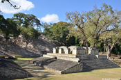 Maya-Tempel und große Treppe