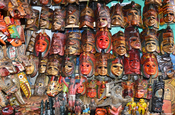 Maya Masken auf dem Markt