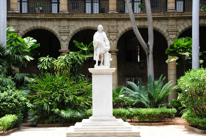 Christoph Kolumbus Denkmal im Palacio de los Capitanes Generales