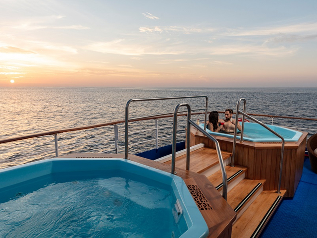 M/V Galapagos Legend Jacuzzi