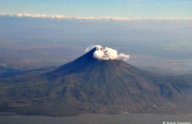 Rauchender Vulkan in Nicaragua