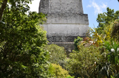 Maya Pyramide 4
