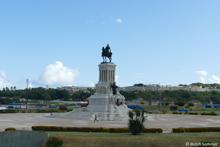 José Marti Reiterstatue in Havanna