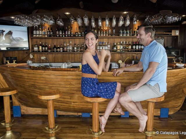 Bar auf der M/V Galapagos Legend