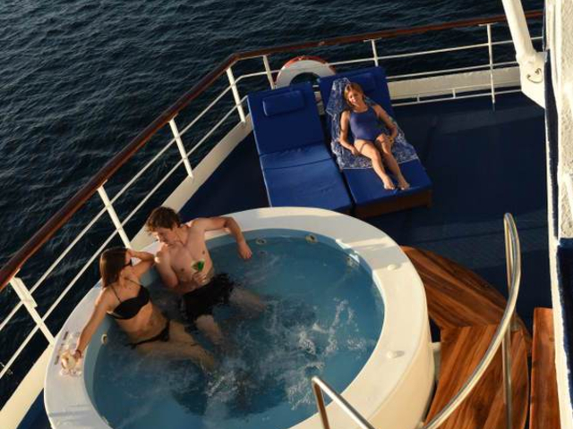 Jacuzzi