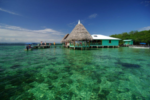 Strandbar am Coral Cay