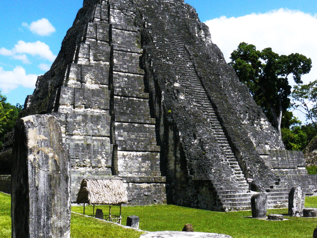 Große Pyramide in Tikal