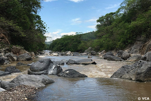 Flusslauf bei San Pedro de Zacapa Honduras