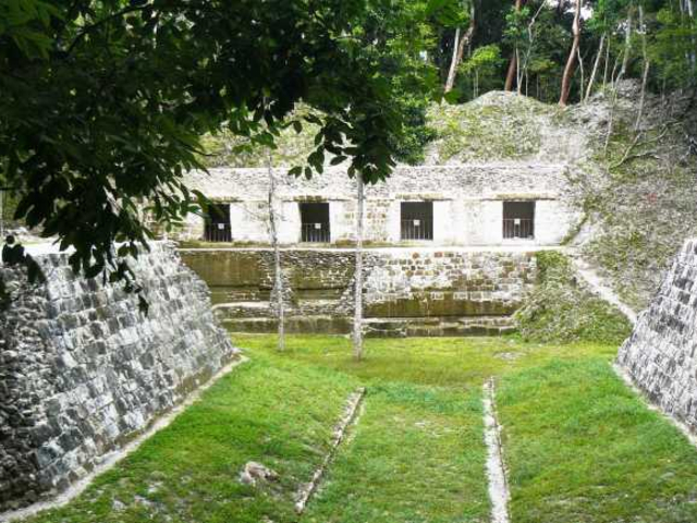 Yaxha Stätte Guatemala