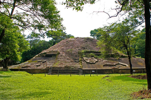 Maya-Ruine in Casa Blanca El Salvador