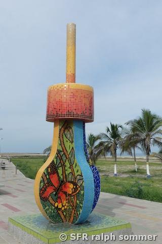 Monument in Riohacha (La Guajira)