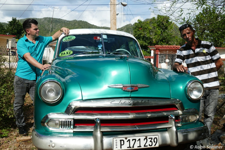 Chevrolet Taxi in Viñales auf Kuba
