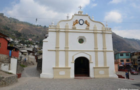 Kirche Santa Catarina Palopo