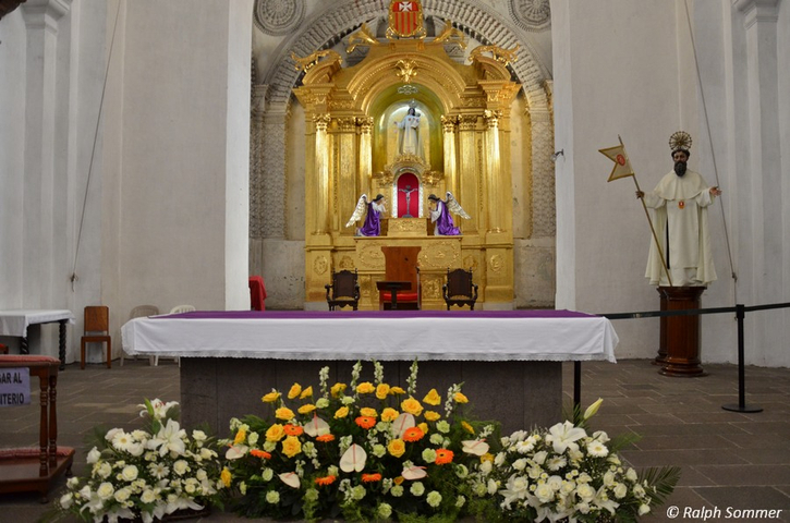 Altar Iglesia de la Merced in Antigua