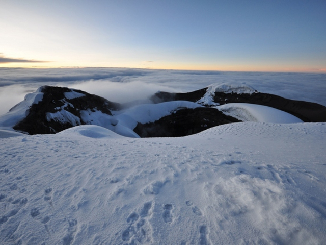 Ausblick vom Vulkan Cotopaxi in Ecuador