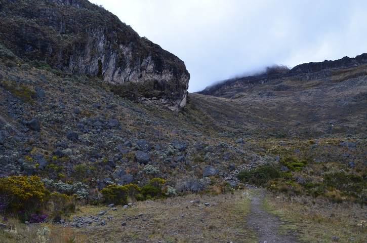 Felswand Nevado Santa Isabel