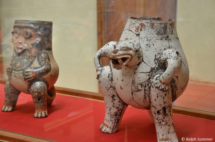 Präkolumbische Keramiken im Museum