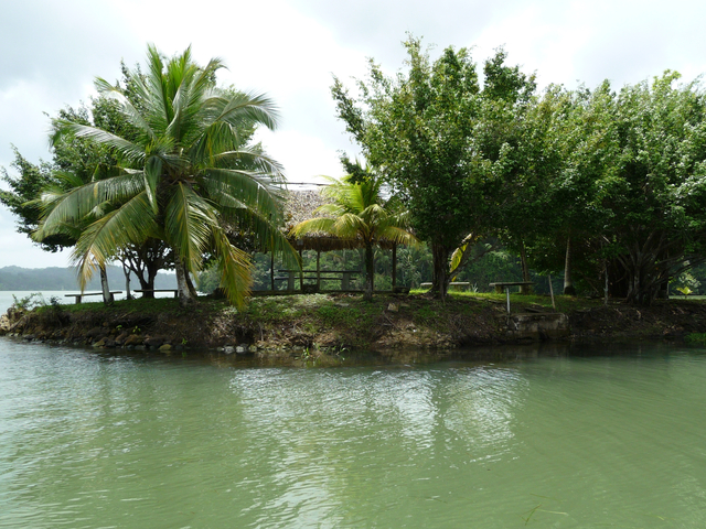 Insel mit Rastplatz