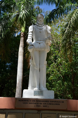 Santiago de los Caballeros Statue Nicaragua