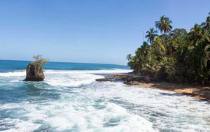 Karibik bei Puerto Limón in Costa Rica