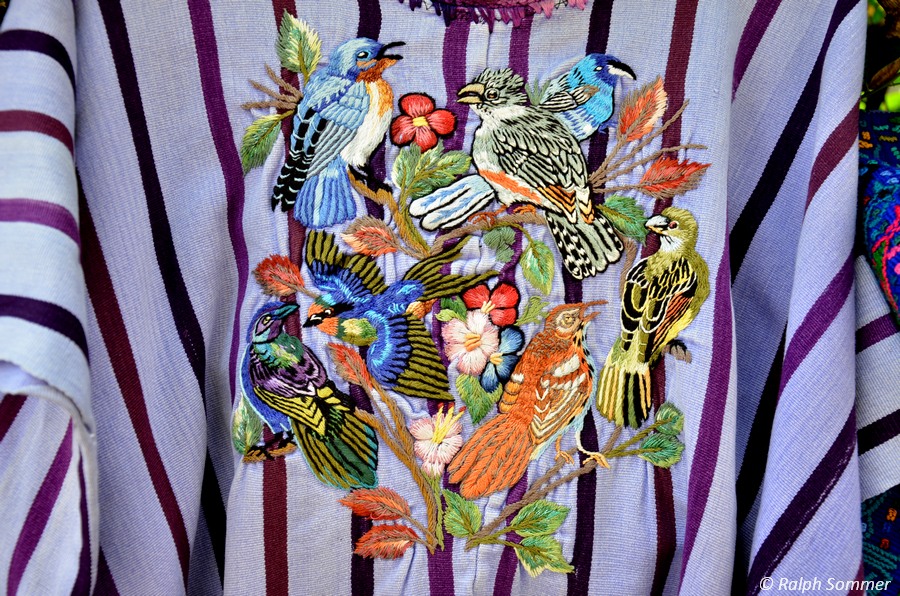 Vogelmotiv der Huipil Maya