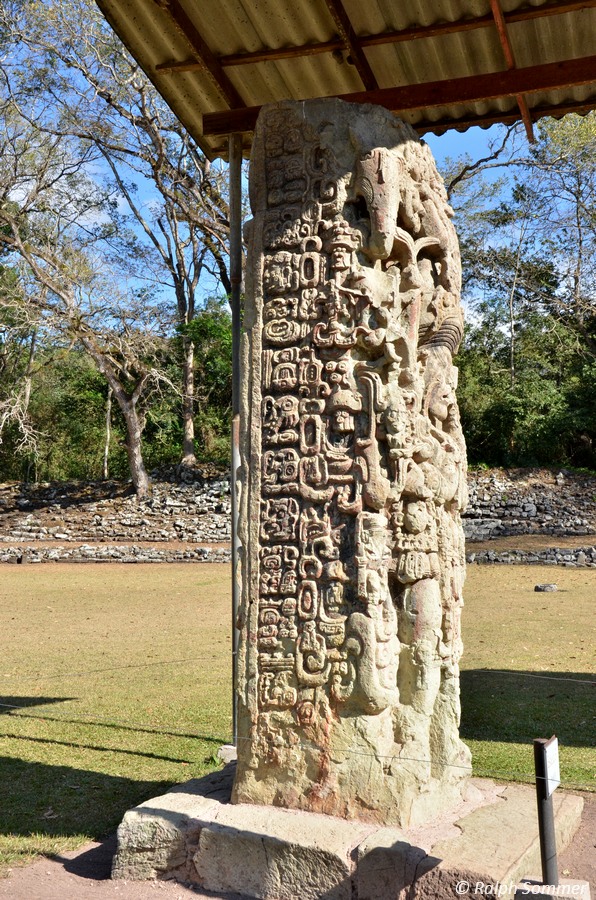 Seitenansicht Stele B