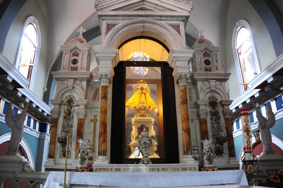 Altar in der Basilica del Cobre