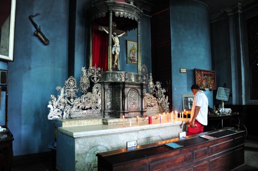 Altar in der Basilika von Cobre