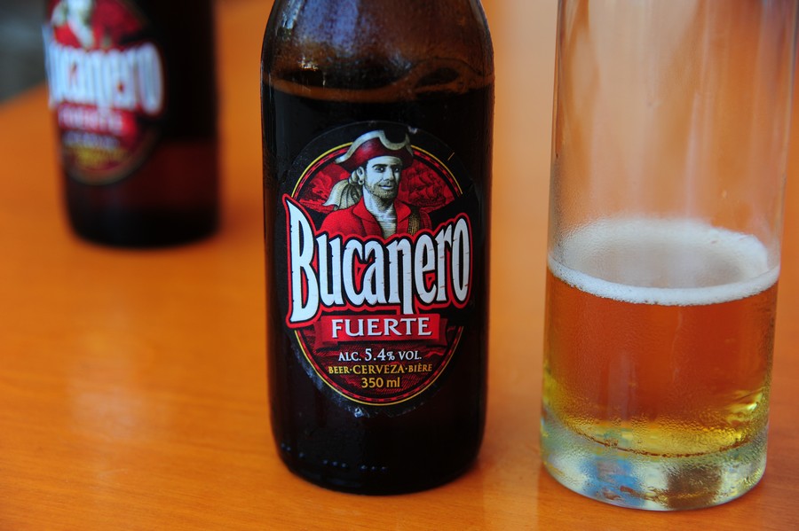 kubanische Bierflasche Bucanero