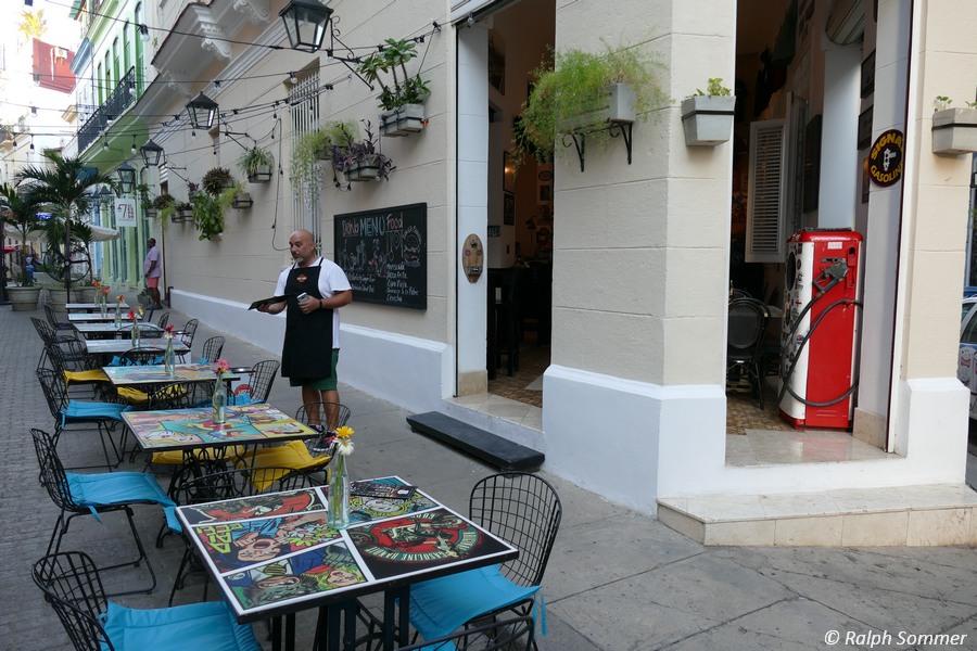 Strassencafé in Havanna in Kuba