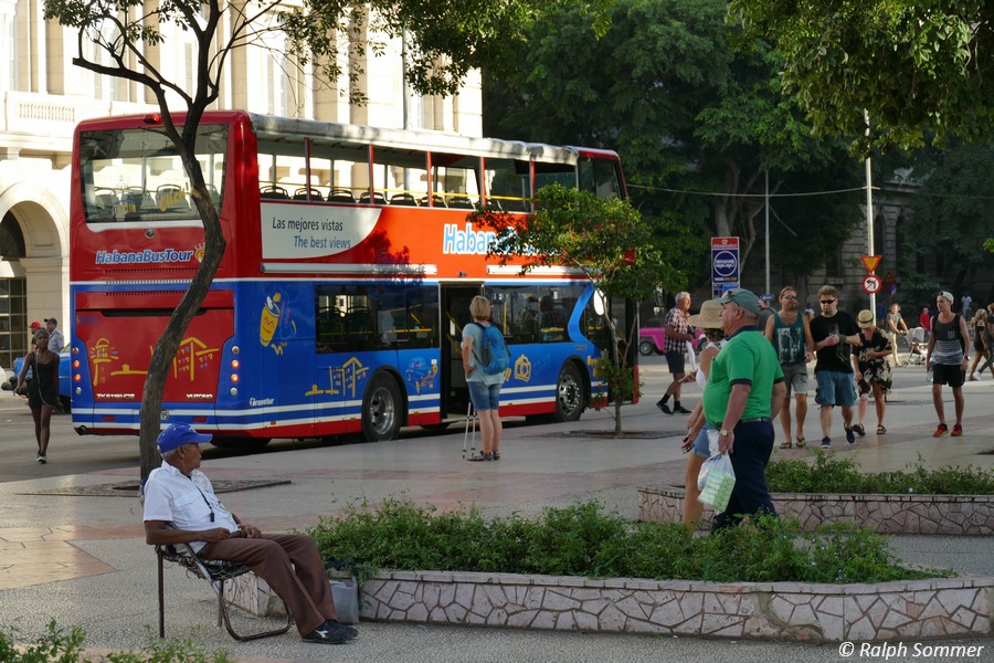 Hop on Hop off Bus Havanna