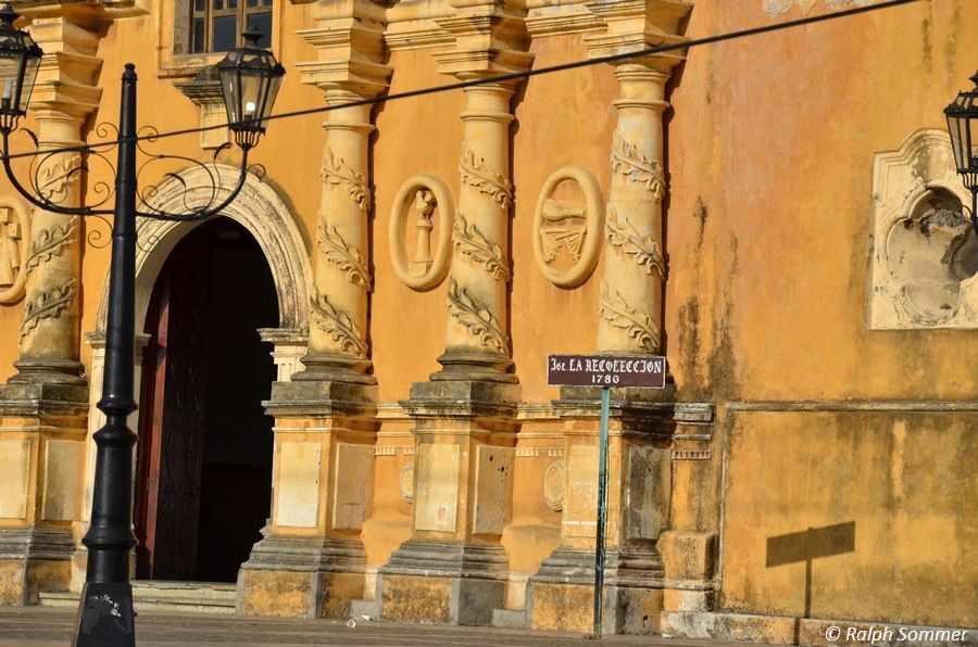 La Recolección Portal in León Nicaragua