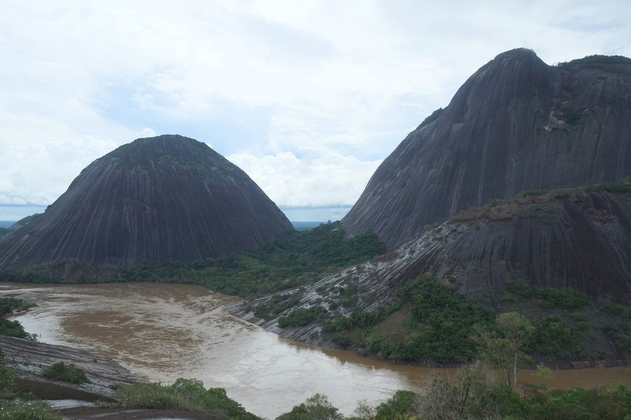 Cerros de Mavecure in Guainía (Ost-Kolumbien)