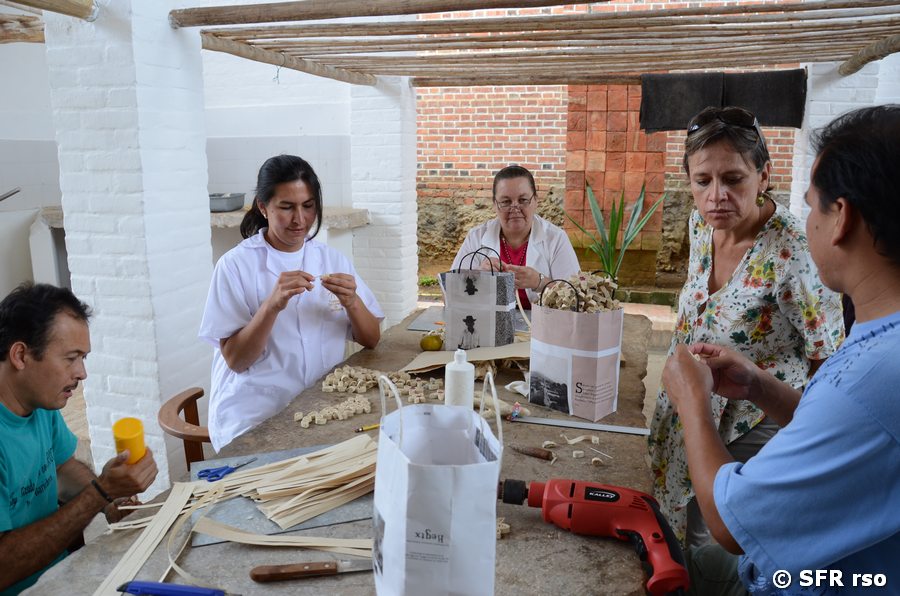 Papierwerkstatt in Barichara
