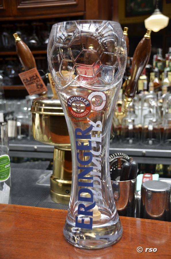 Erdinger Bier im Restaurant Bogotá