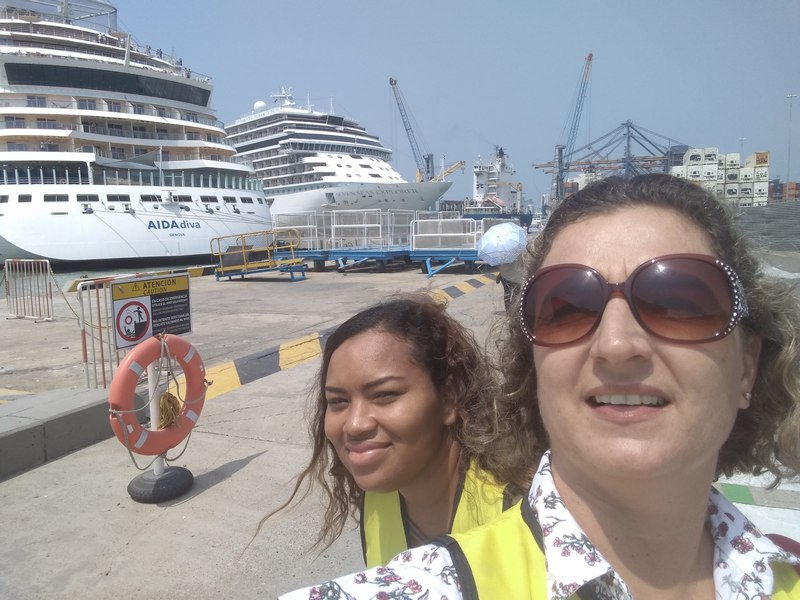Kreuzfahrtschiffe im Hafen von Cartagena
